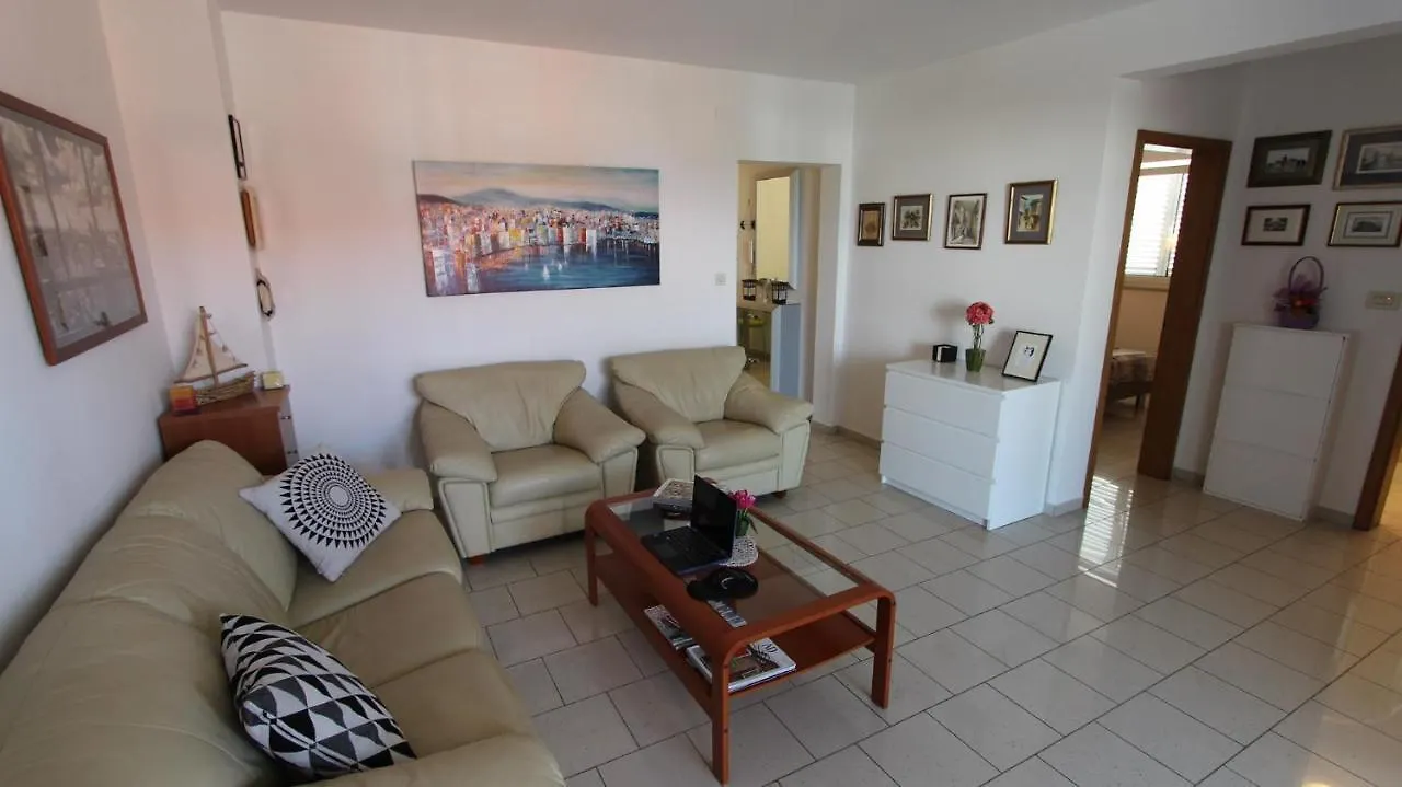 Apartment In Malinska/Insel Krk 35462 0*, 말린스카 크로아티아