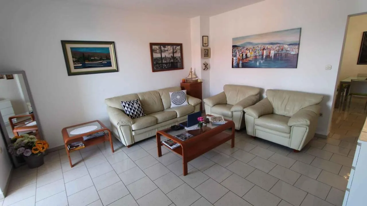 Apartment In Malinska/Insel Krk 35462