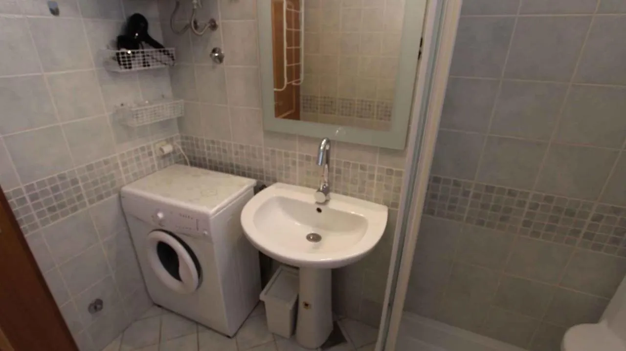 Apartment In Malinska/Insel Krk 35462 0*, 말린스카